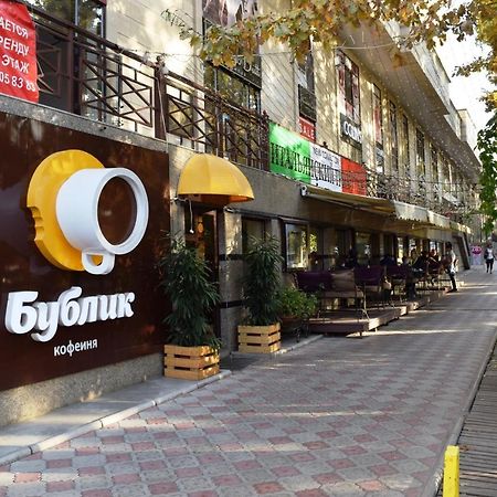 Bishkek Sunny Apartment In The Center エクステリア 写真